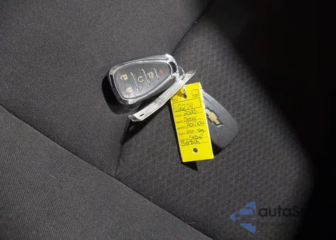 2020 Chevrolet Malibu Fwd Rs из США, поврежденный, VIN 1G1ZG5ST2LF157255